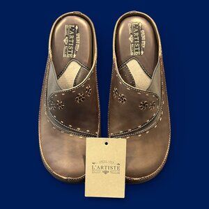 L'Artiste Chino Spring Step Women's Grey Hand Painted Leather clog US 8.5 / 8 *